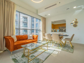 Glamorous Apartment Facing Burj Khalifa